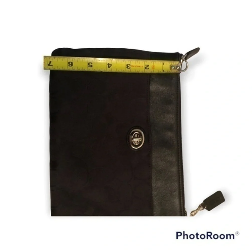 Coach black signature c turnlock clutch